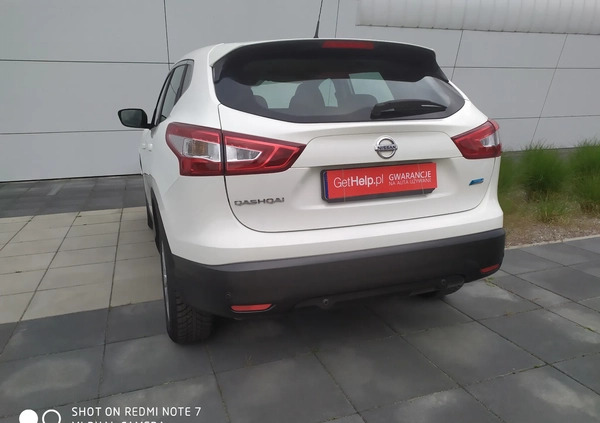 Nissan Qashqai cena 48900 przebieg: 120990, rok produkcji 2015 z Człopa małe 781